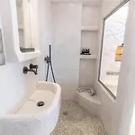 Nikos And Aparthotel