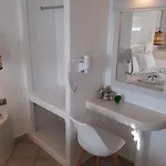 Nikos And Aparthotel