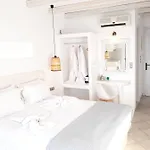 Aparthotel Nikos And 4*