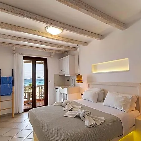 Nikos And Lejlighedshotel