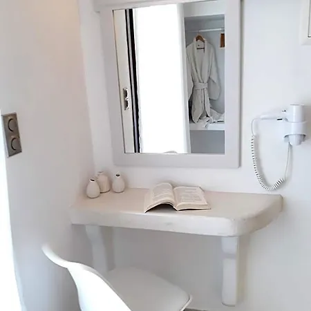 Lejlighedshotel Nikos And 4*