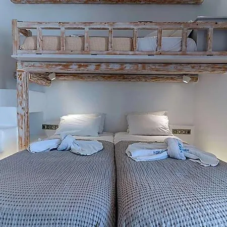 Nikos And Lejlighedshotel 4*