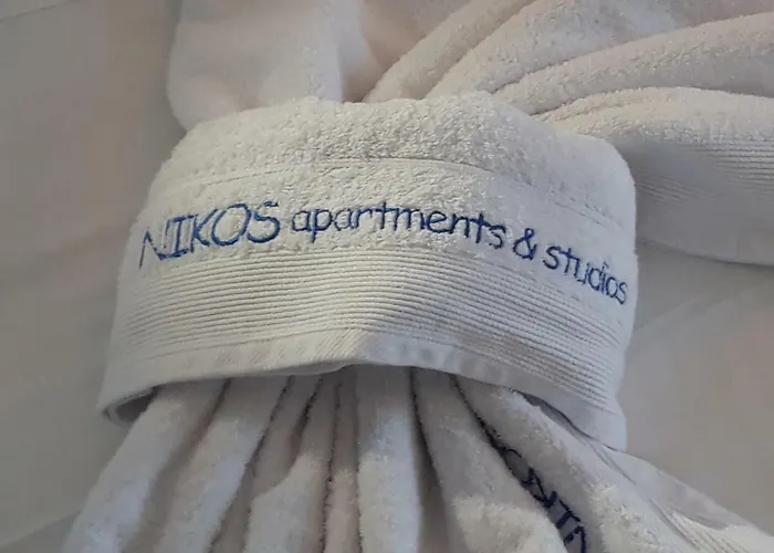 Nikos And Lägenhetshotell